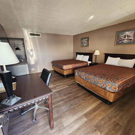 Satellite Inn Alamogordo Exterior photo